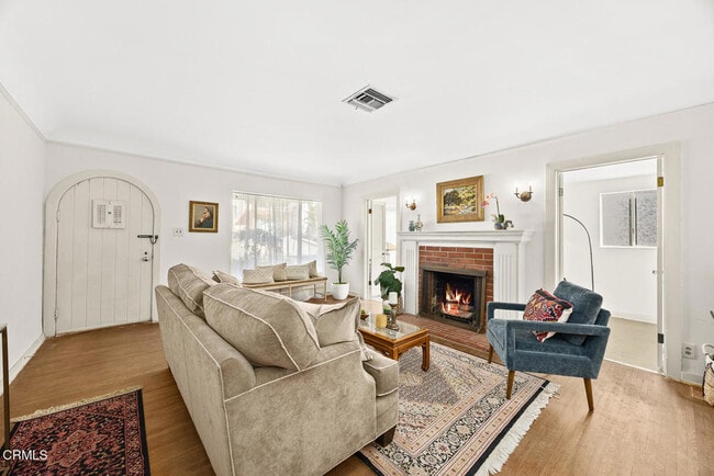 Building Photo - 2724 Locksley Pl