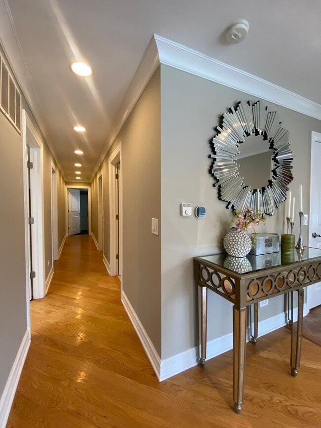 Building Photo - 4735 Locust Ave