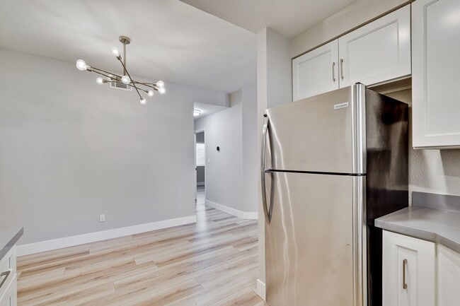 Building Photo - Welcome Home!!! - Great Location
