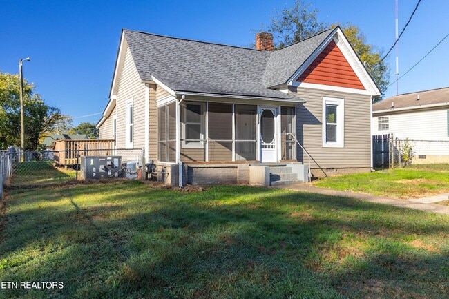 Primary Photo - 3023 Rector St