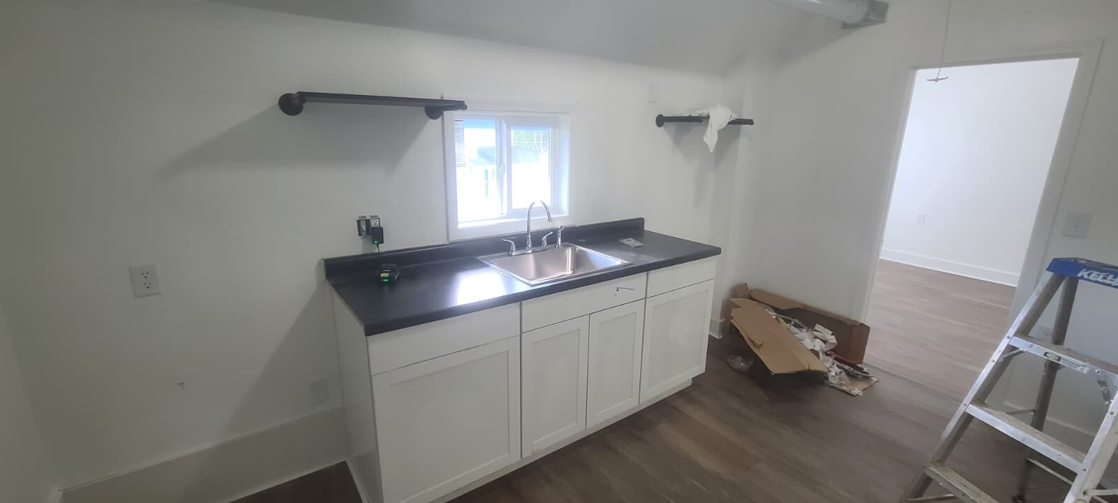 Building Photo - 143 W 1st St