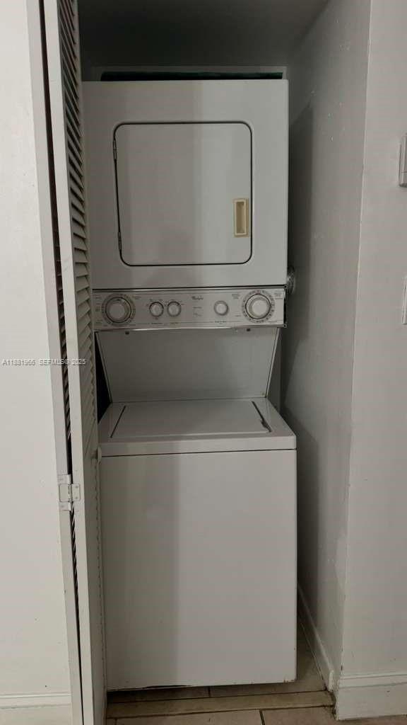 Building Photo - 15241 SW 80th St