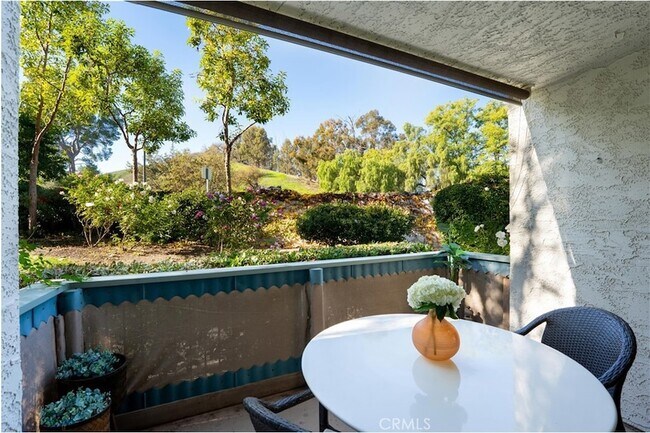 Building Photo - 4724 Park Granada