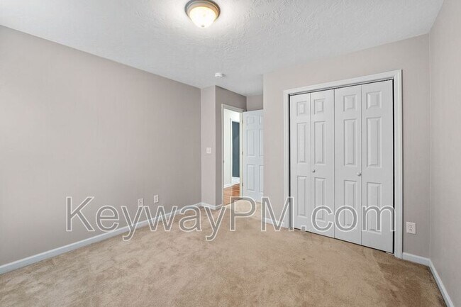 Building Photo - 435 St Julian Pl