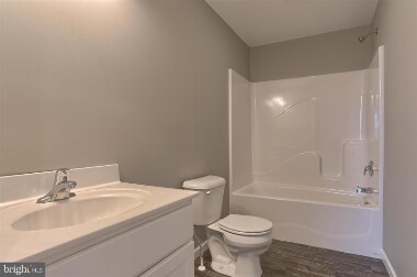 Building Photo - 18 Chloe Dr