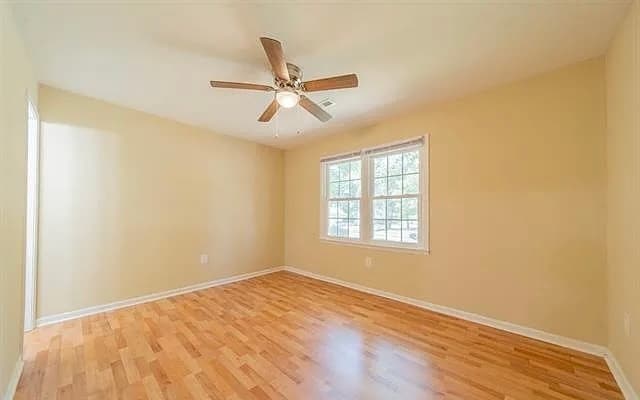 Building Photo - 2814 Meadowcliff Dr
