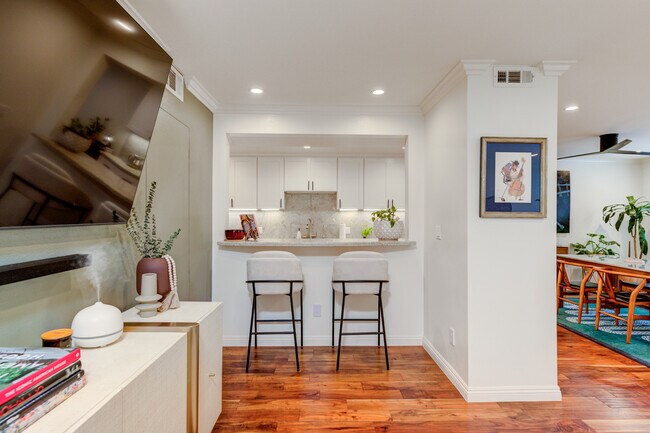 Building Photo - 8828 Pershing Dr