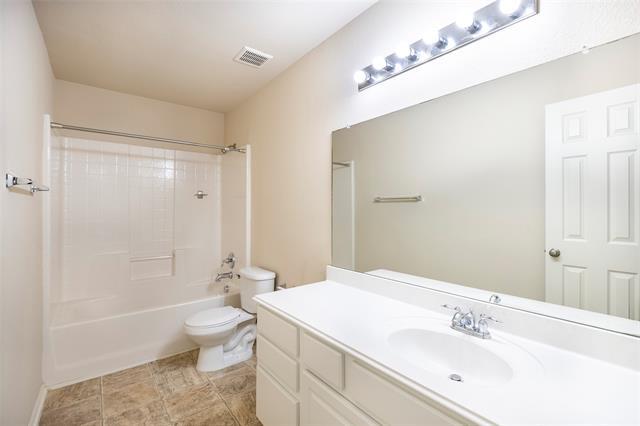 Building Photo - 5701 Quicksilver Dr