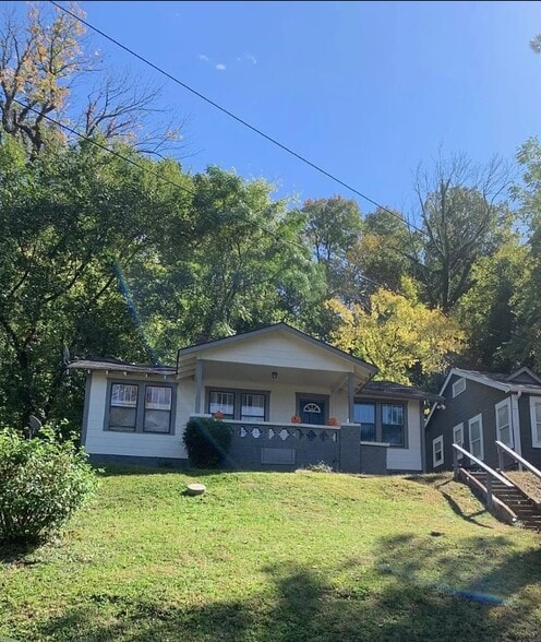 Building Photo - 7017 4th Ave S