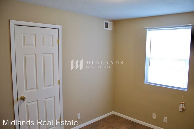 Building Photo - 2 br, 1 bath House - 2530 1/2 Wayne Street
