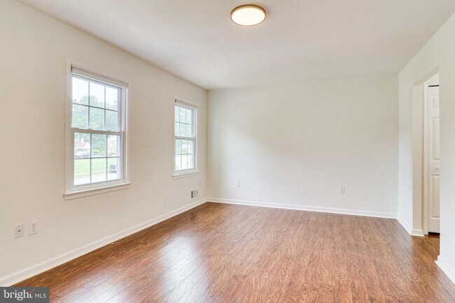 Building Photo - 4809 Tabard Pl