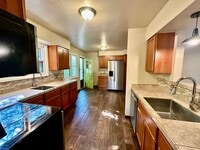Building Photo - SPACIOUS HOME IN DESIRABLE HOT SPRINGS, 1....