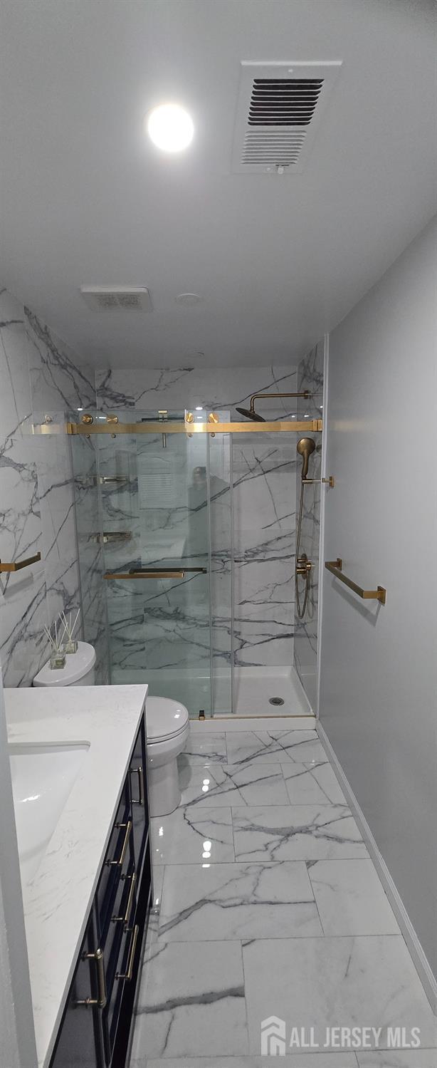 Building Photo - 107 Longfield Ct