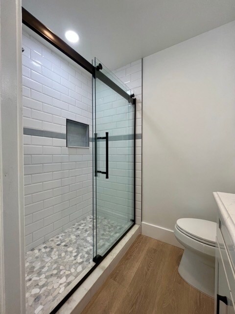 Building Photo - 102 Pinecrest Cir