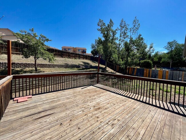 Building Photo - Ranch Style 4 Bedroom Home