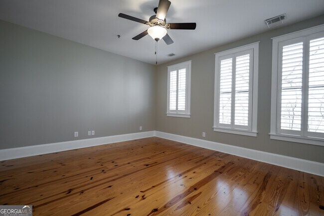 Building Photo - 83 Charter Oak Dr