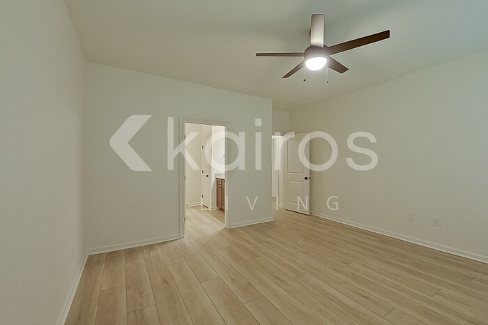 Building Photo - 111 Rainfall Ln