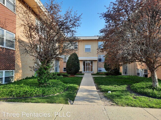 Primary Photo - 3 br, 1.5 bath House - 7545 W Belden Ave #6