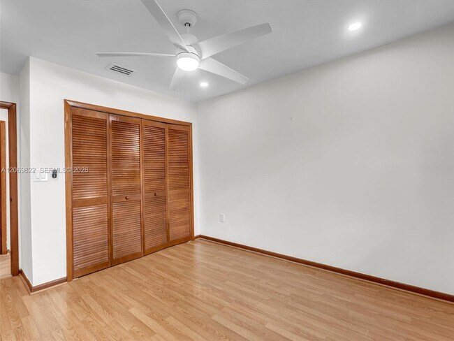 Building Photo - 7457 SW 112th Pl