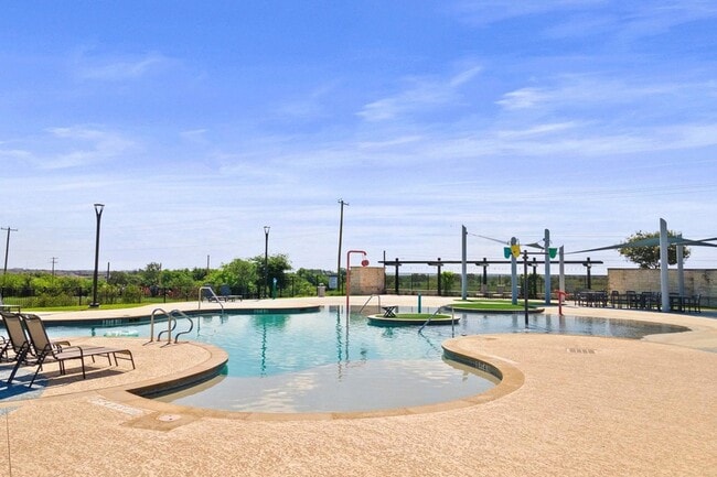 Building Photo - 121 Brody Ln