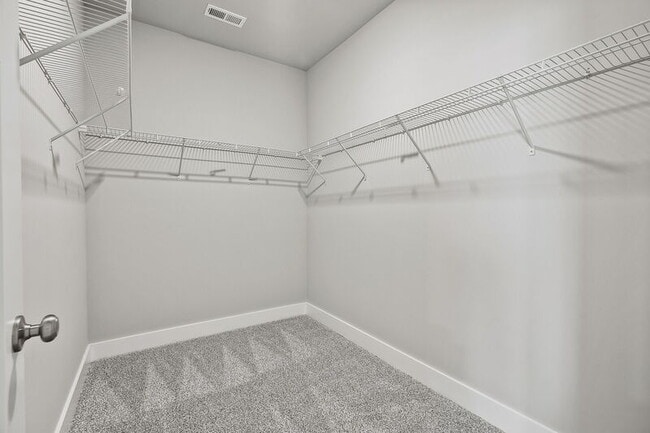 Building Photo - 411 Raleigh Elm Dr