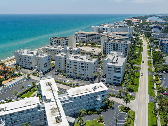 Building Photo - 3520 S Ocean Blvd
