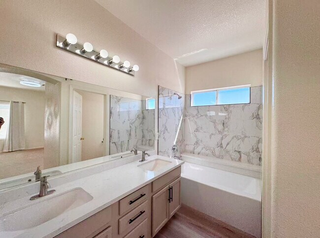 Building Photo - 7849 Blue Brook Dr