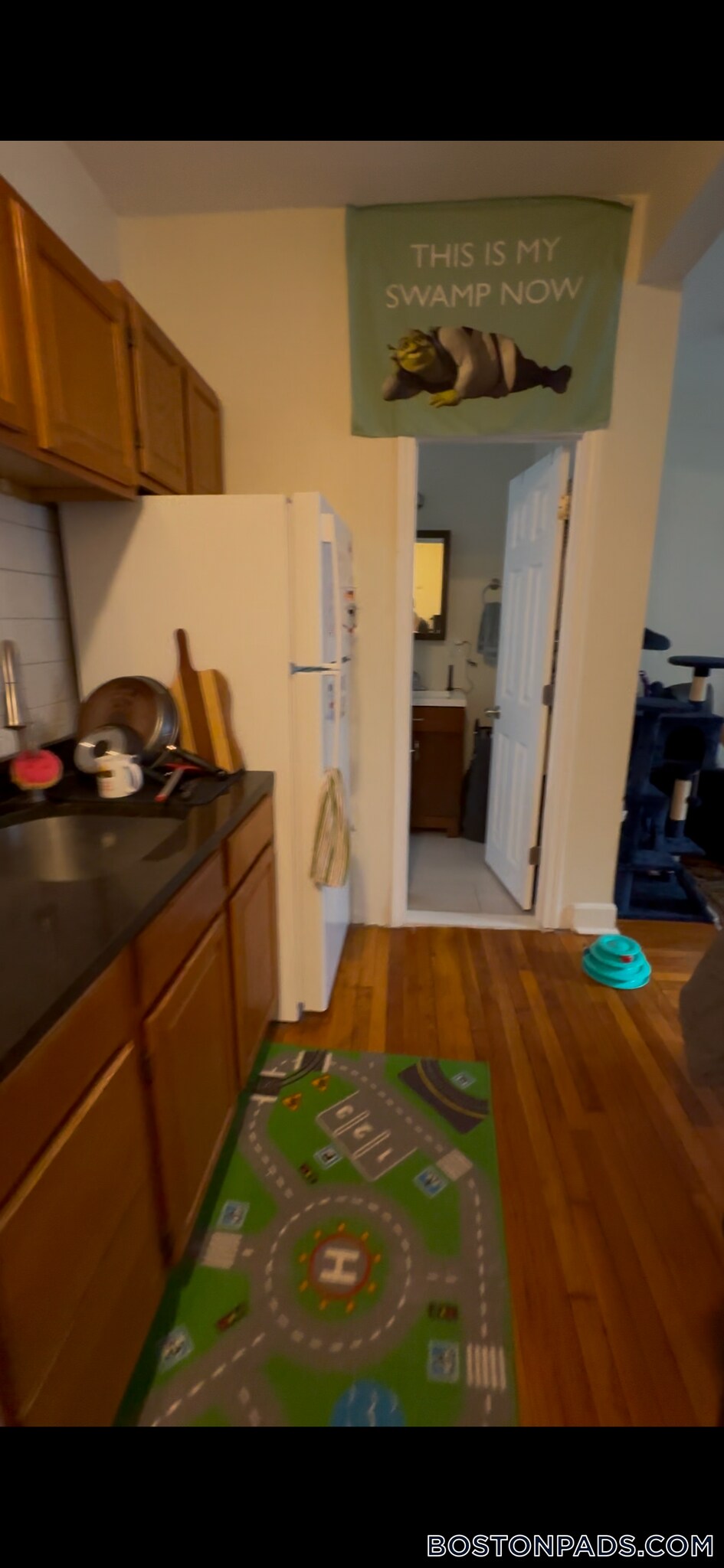 Building Photo - 56 Queensberry St