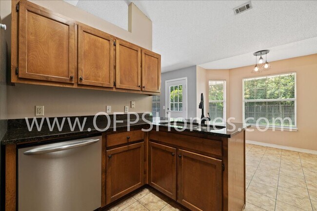 Building Photo - 4 Bedroom Home in Antioch Estates