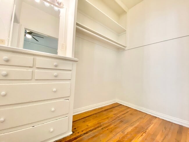 Building Photo - 836 Sanborn Ave