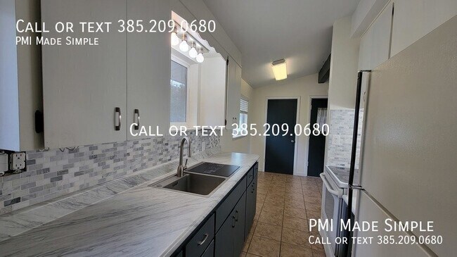 Building Photo - 970 W 450 N