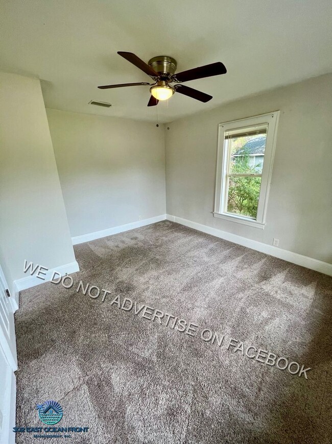 Building Photo - $200 OFF FIRST MONTH RENT - Beautiful 3 Be...