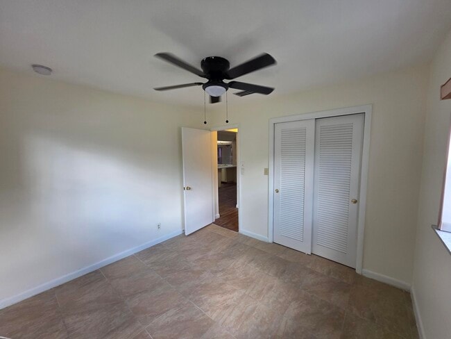 Building Photo - 7195 NW 9th Ct