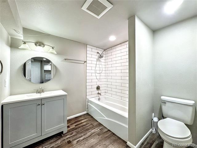 Building Photo - 806 Paradise Ln