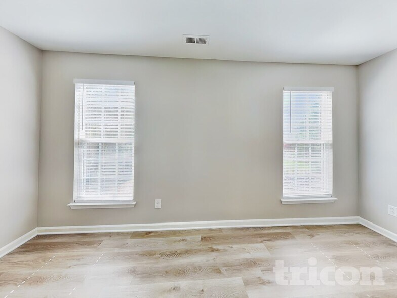 Building Photo - 12722 Golden Sun Ct