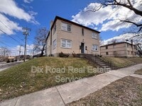 Building Photo - 24 E Street South