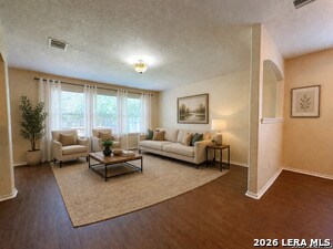 Building Photo - 10247 Huisache Field