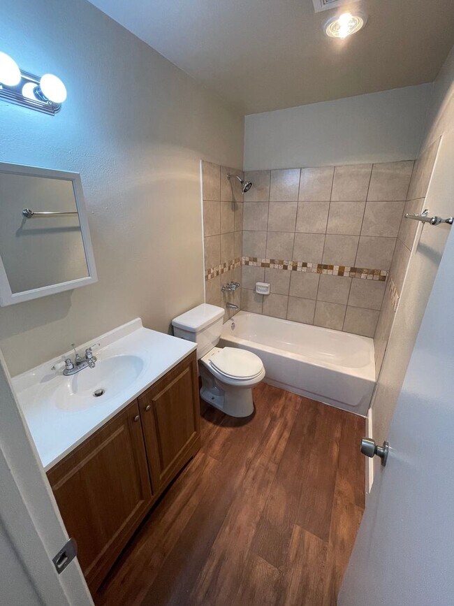 Building Photo - Grove Condos