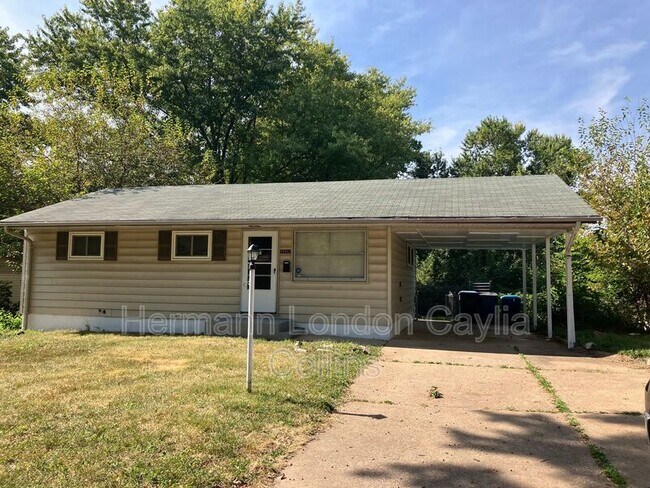 Primary Photo - 10531 Spring Garden Dr