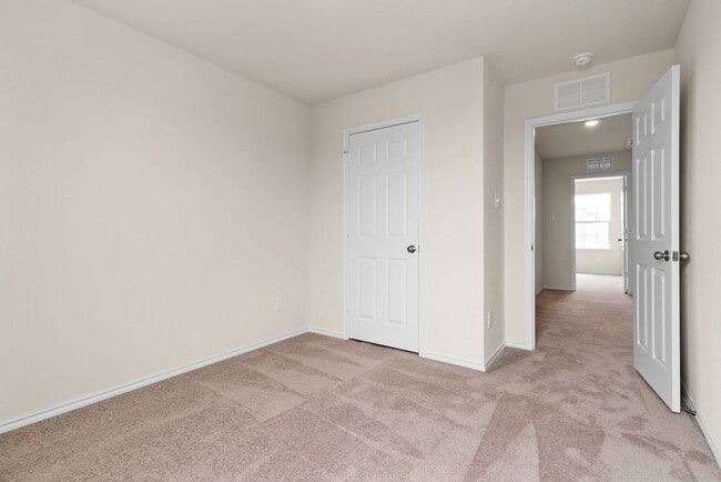 Building Photo - 169 Katie Elder Dr