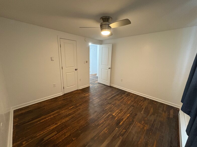 Building Photo - 1201 Parr Lake Dr