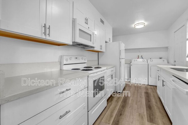 Building Photo - 12100 Himalaya St