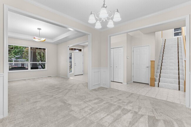 Building Photo - FOR RENT: CORNER LOT, Immaculate, lovely and spacious home - 5 bed, 3 bath + bonus room with 3-ca...