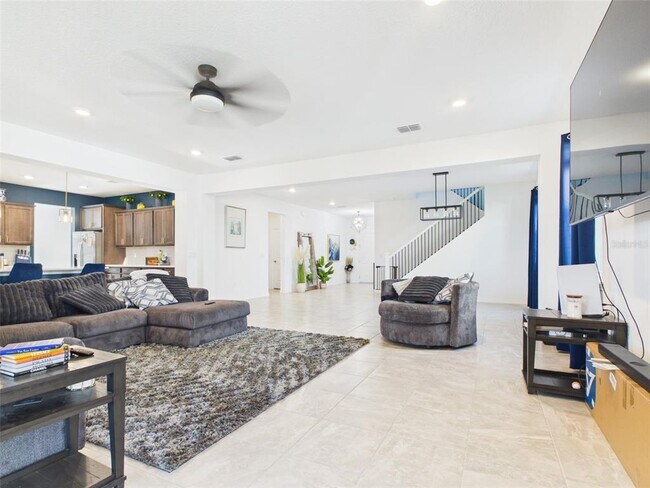 Building Photo - 7251 SW 60th Ln