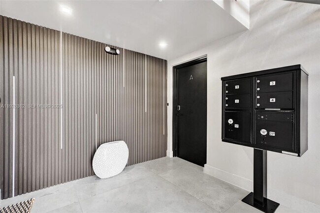 Building Photo - 200 Sunrise Dr