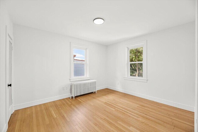 Building Photo - 430 Cinnaminson Ave