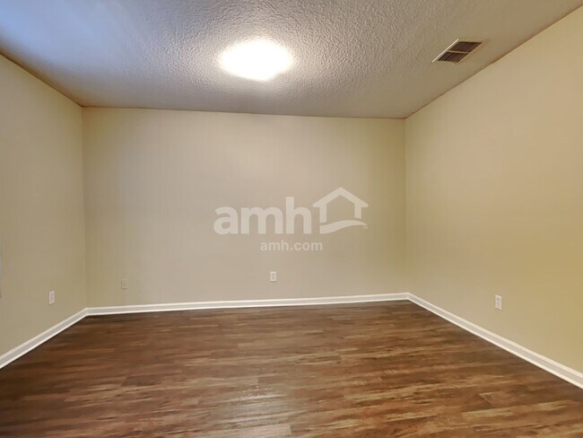 Building Photo - 274 Capiso Ct