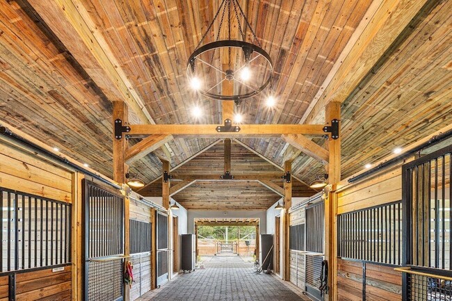Building Photo - 14843 Gruber Ln