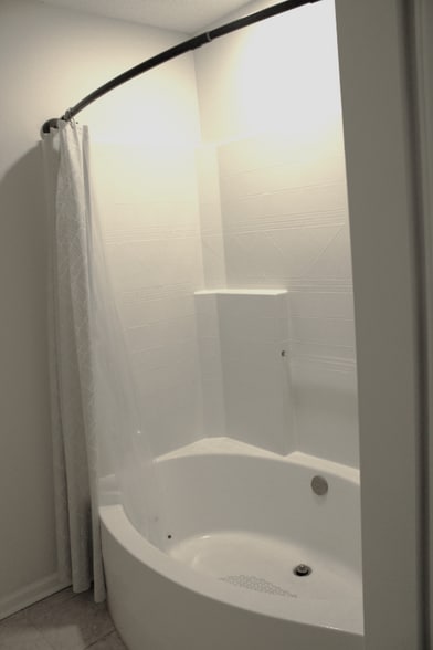 Building Photo - 1207 Wyngate Dr