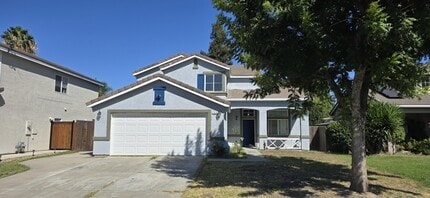 Building Photo - Weston Ranch 4 Bedroom 3 Bathroom Home
